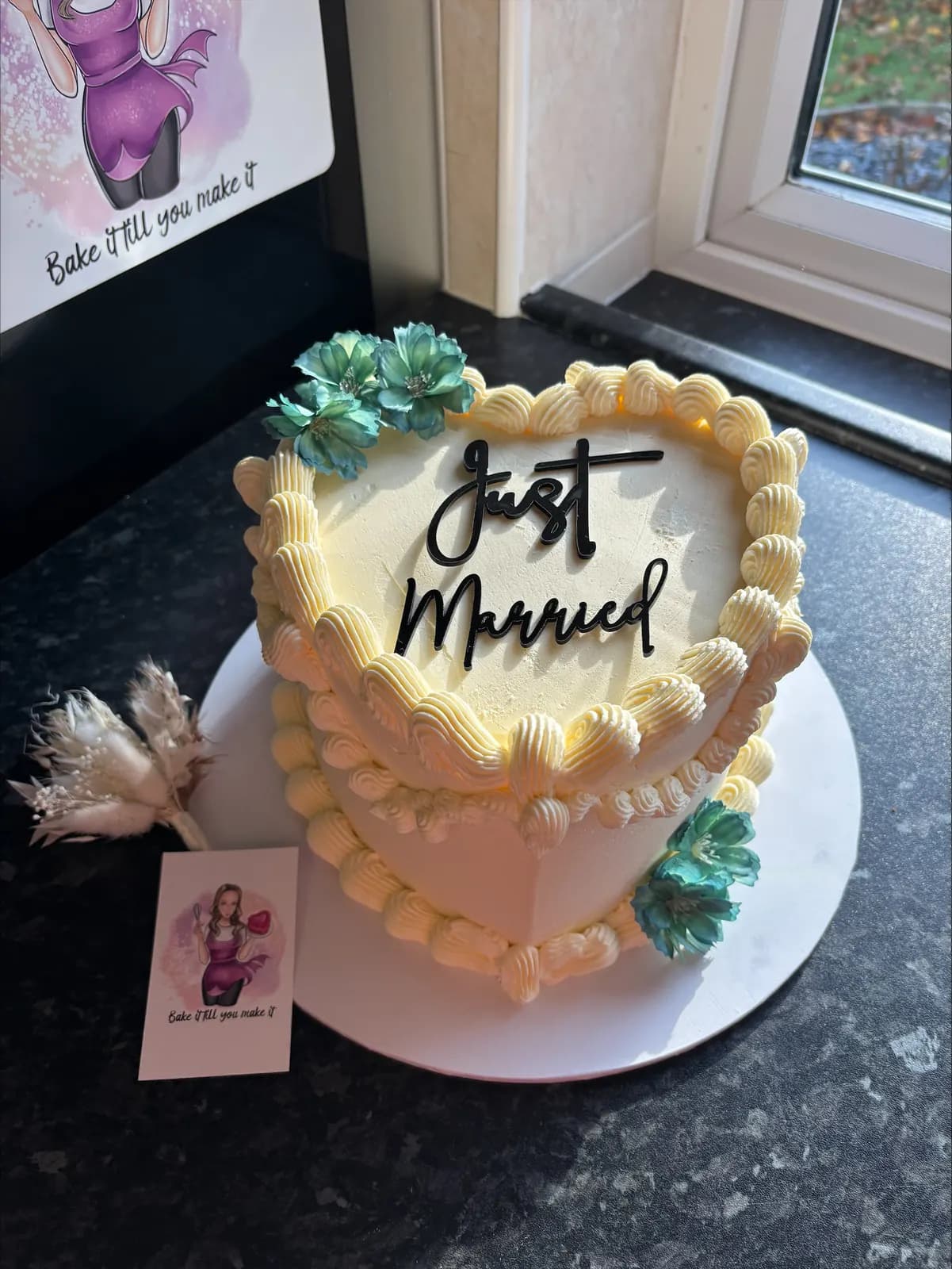 Just married heart cake